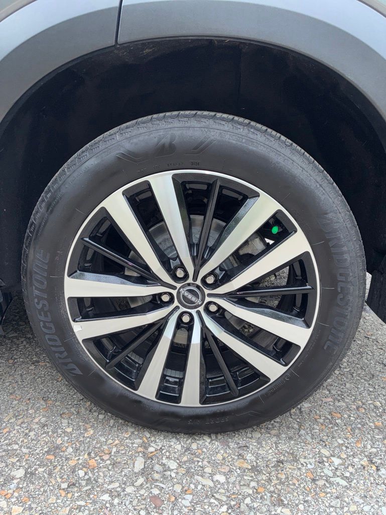 2024 Nissan Pathfinder Platinum Gray at South Hills Kia