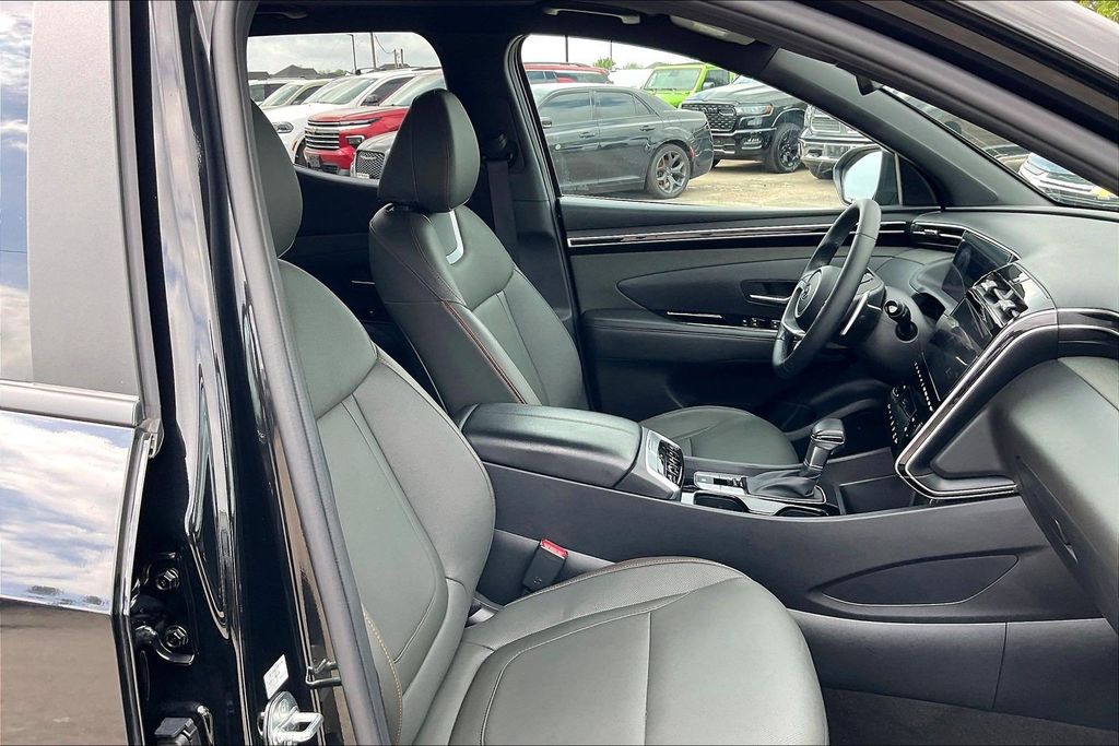 Used 2023 Hyundai Santa Cruz Limited 4D Crew Cab