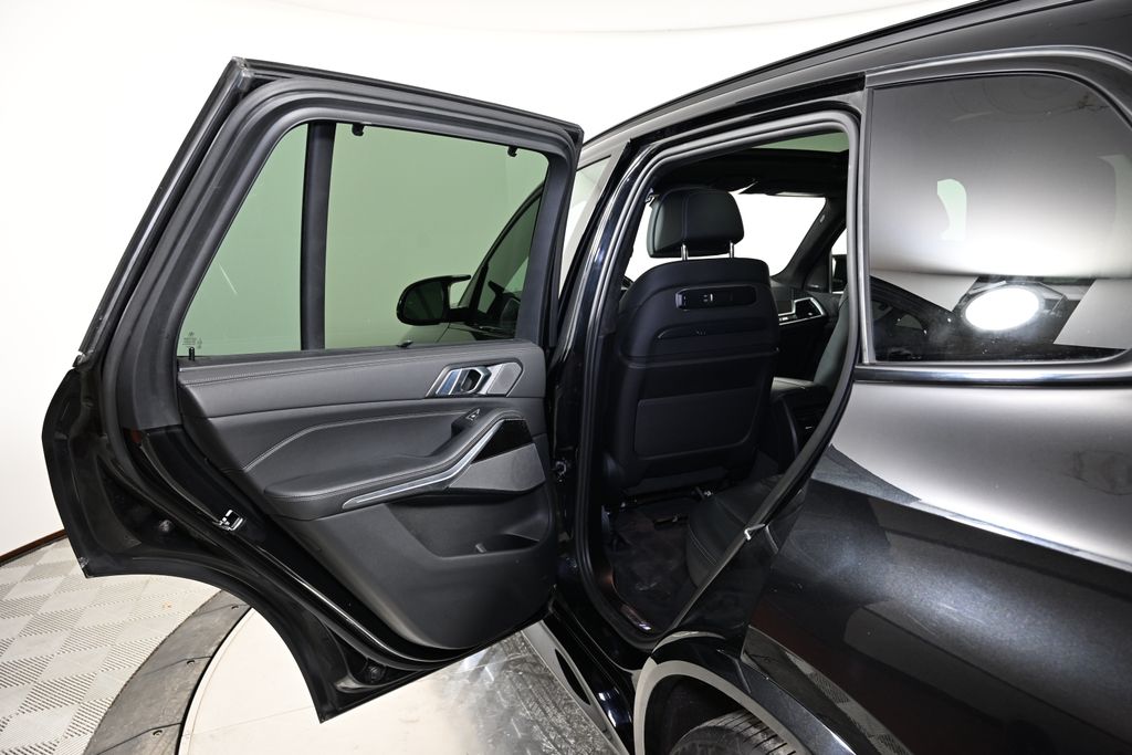 Thumbnail: 2024 BMW X5 - 24