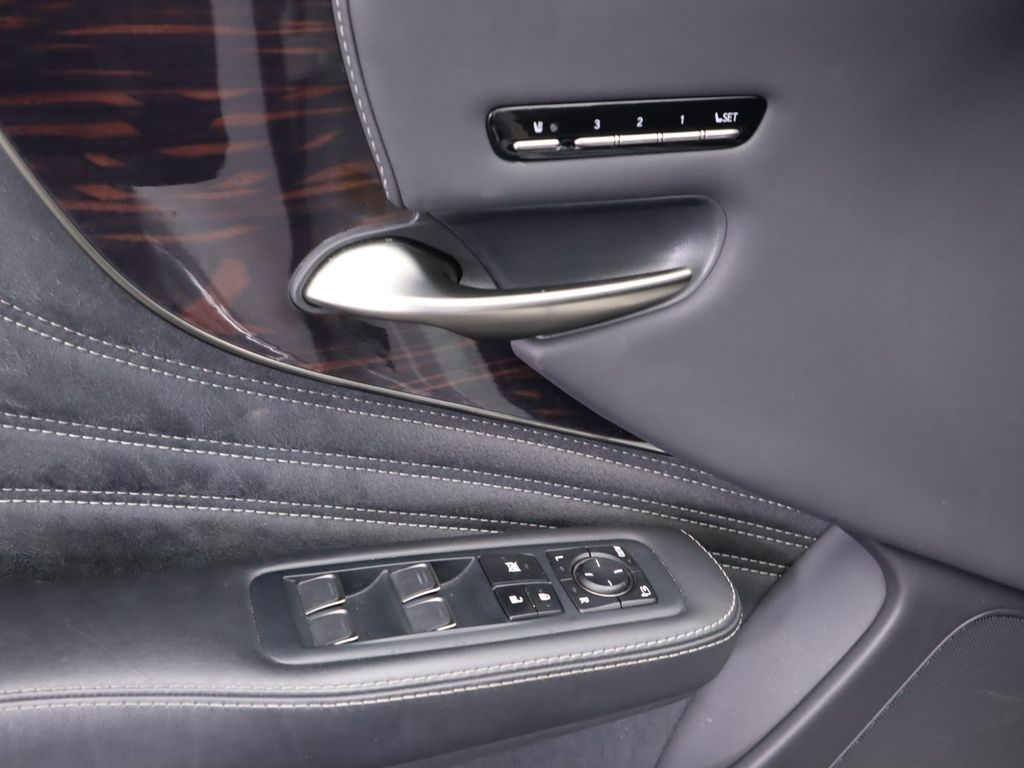 Thumbnail: 2023 Lexus LS - 23