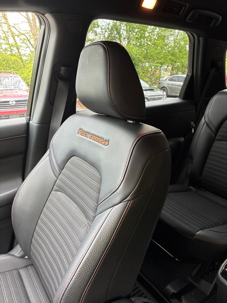 2025 Nissan Pathfinder Rock Creek White at South Hills Kia