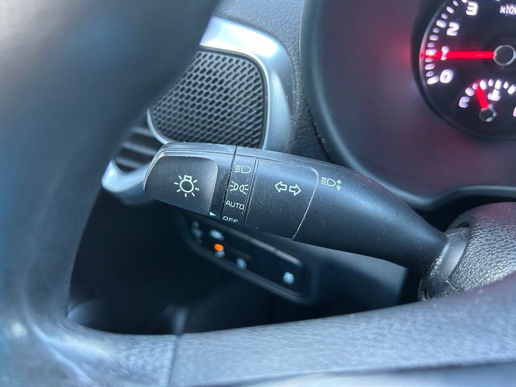 Thumbnail: 2022 Kia Soul - 21