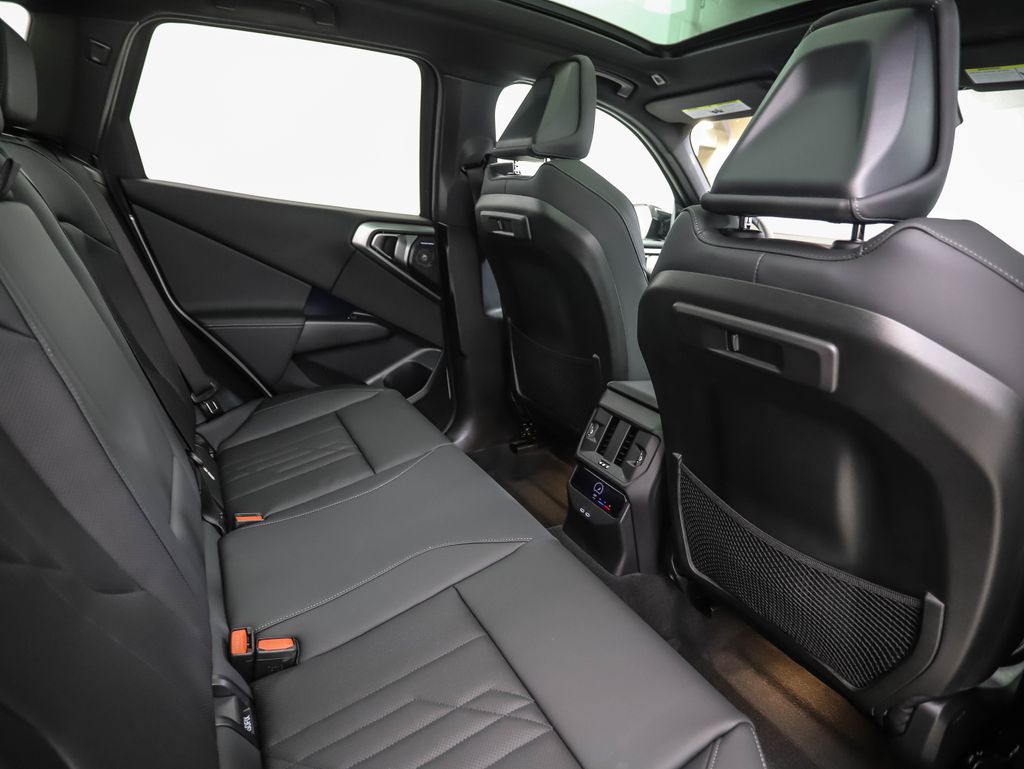 Thumbnail: 2026 BMW X3 - 25