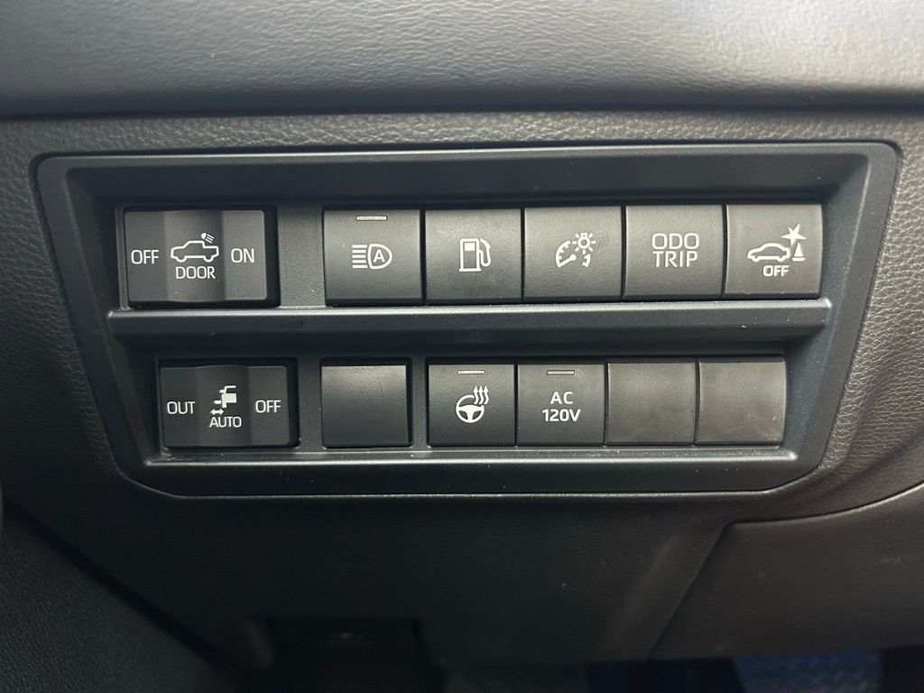 2022 Toyota Tundra Platinum 23