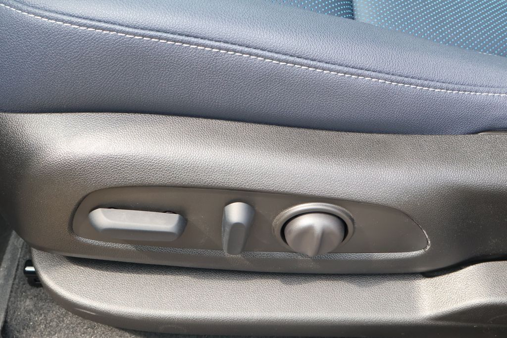 Thumbnail: 2026 Chevrolet Blazer - 16