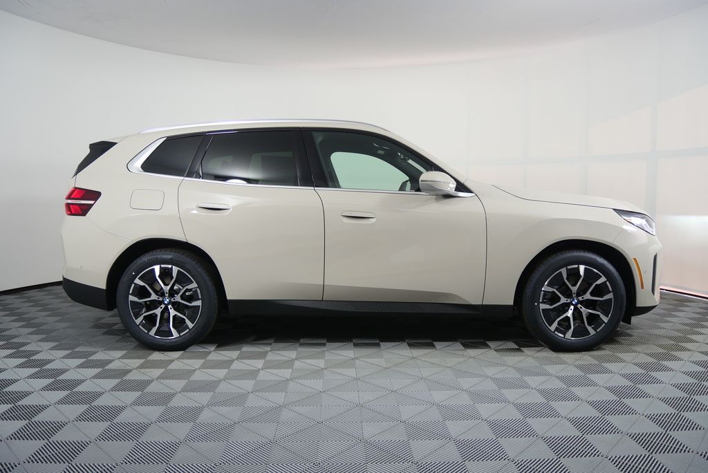 Thumbnail: 2026 BMW X3 - 2