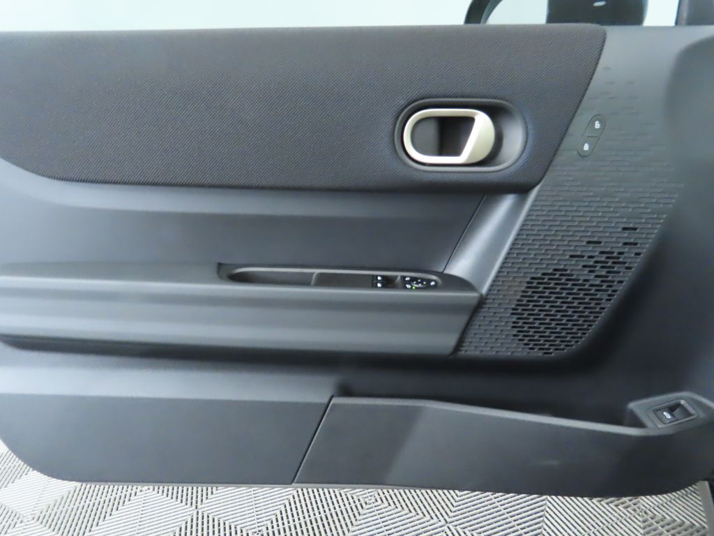 Thumbnail: 2025 MINI Cooper - 31