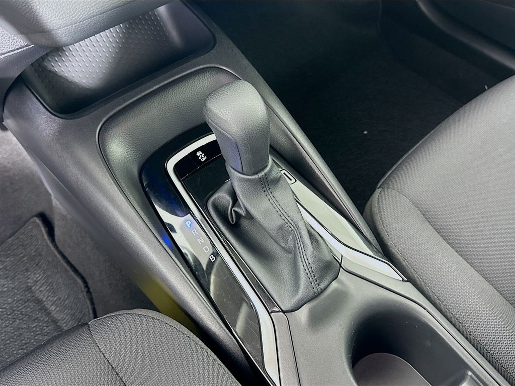 Thumbnail: 2025 Toyota Corolla - 16