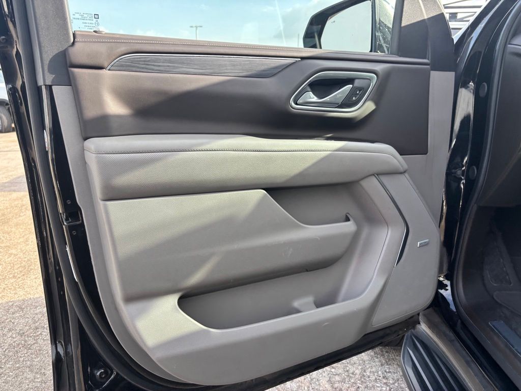 2024 GMC Yukon XL SLT Black at Big Star Buick GMC