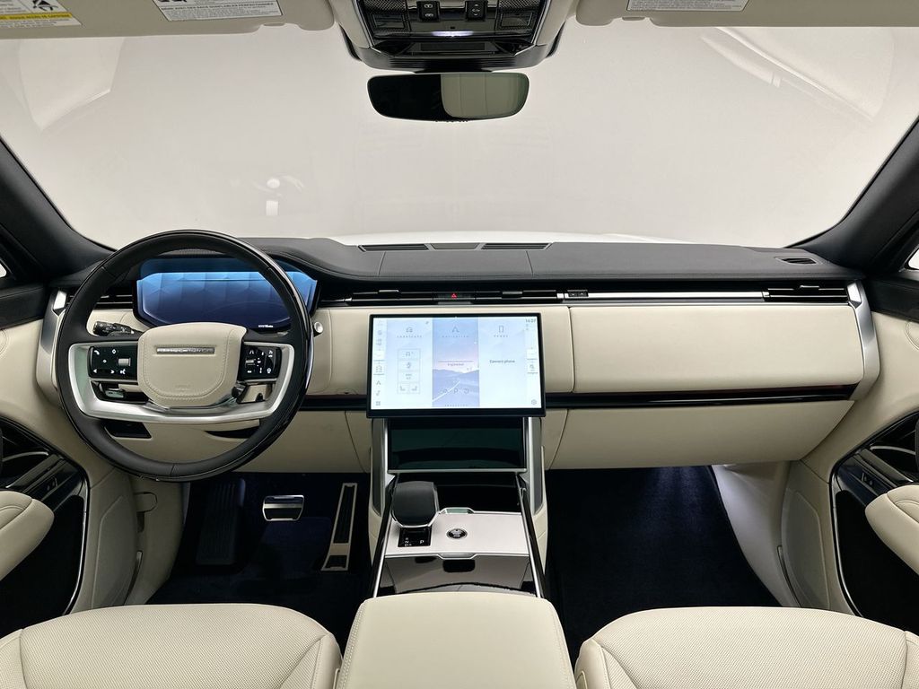 Thumbnail: 2025 Land Rover Range Rover - 7