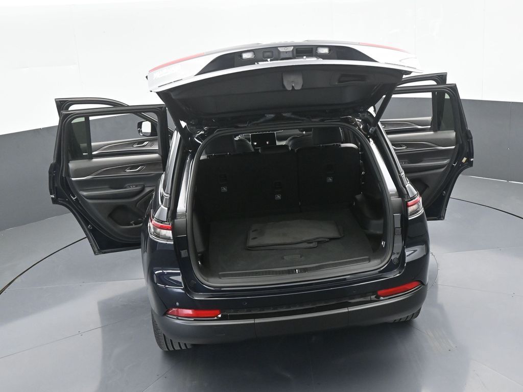 Used 2024 Midnight Sky Jeep Limited image 70