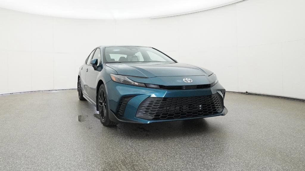 2025 Toyota Camry SE 9