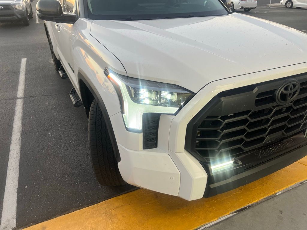 Thumbnail: 2024 Toyota Tundra - 2