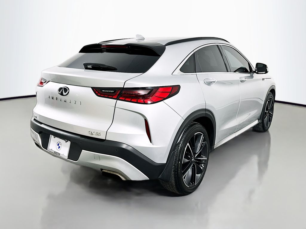 2022 INFINITI QX55 Essential 5