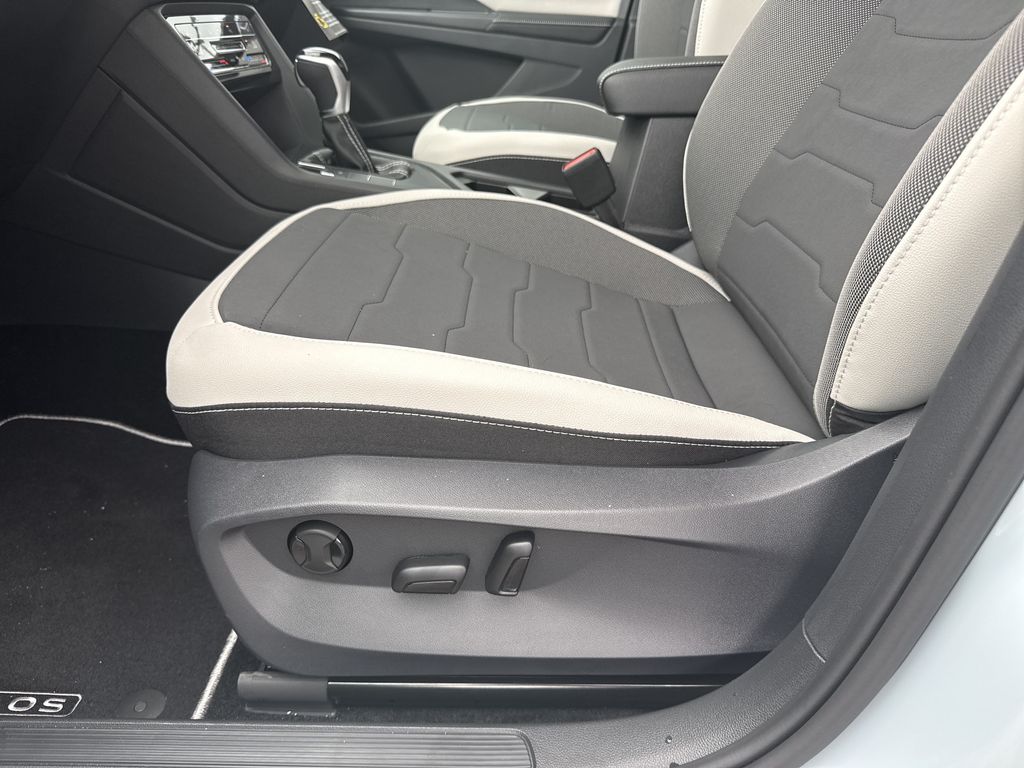 2026 Volkswagen Taos 1.5T SE Gray at DeMontrond Auto Country