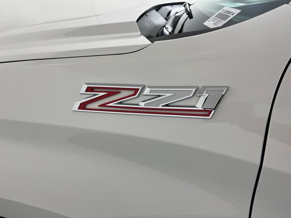 Thumbnail: 2026 Chevrolet Silverado 1500 - 19