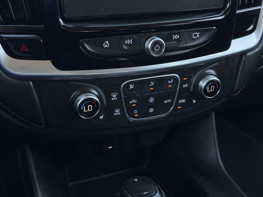 Used 2020 Chevrolet Traverse SUV