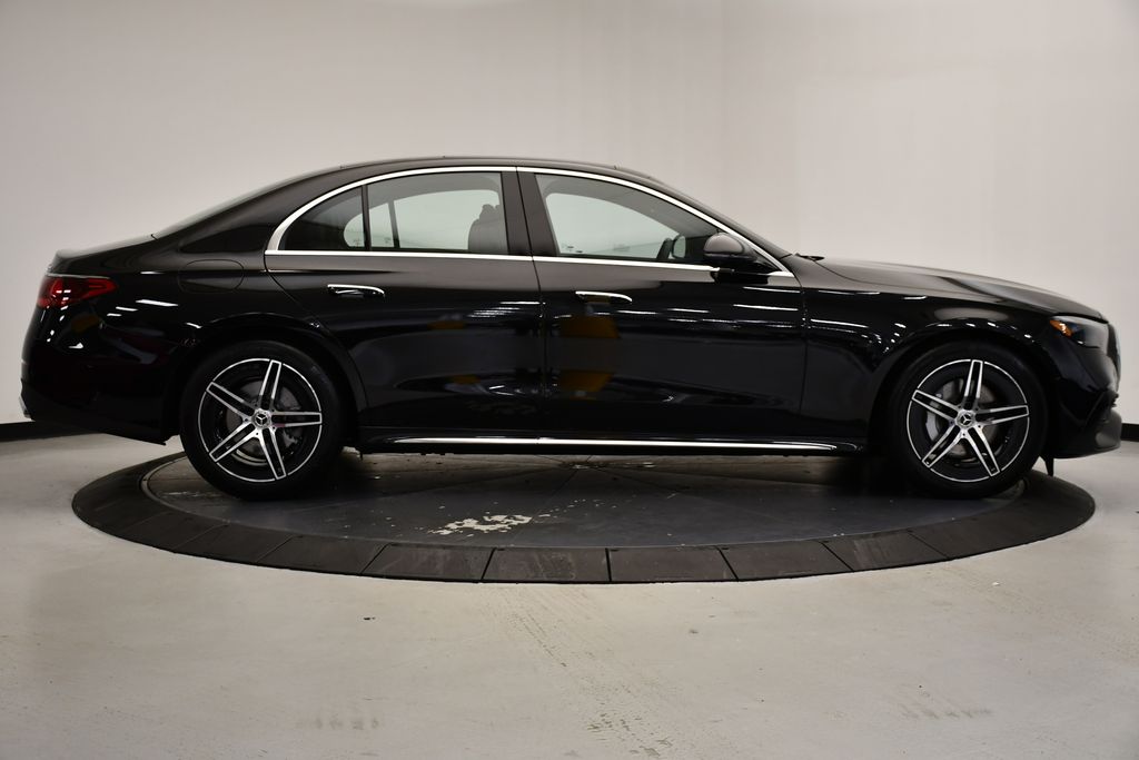 Thumbnail: 2026 Mercedes-Benz E-Class - 6