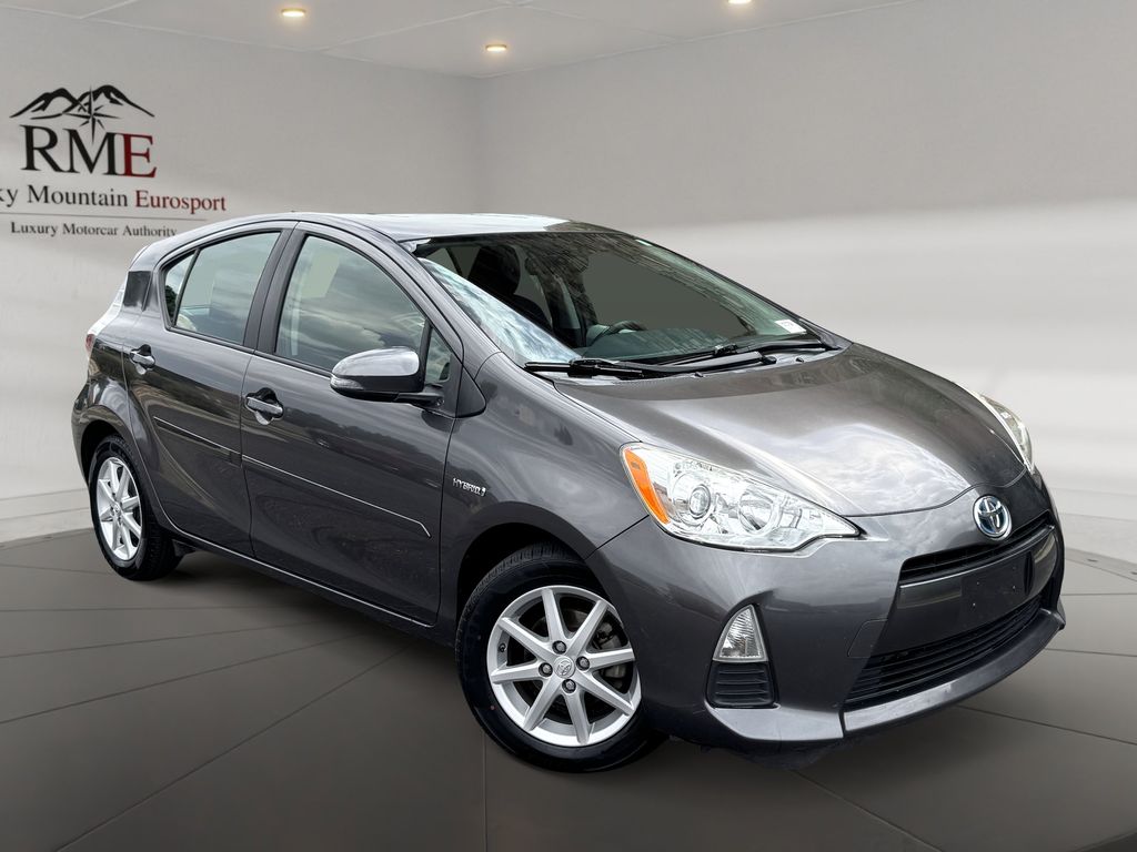 2014 Toyota Prius c Three