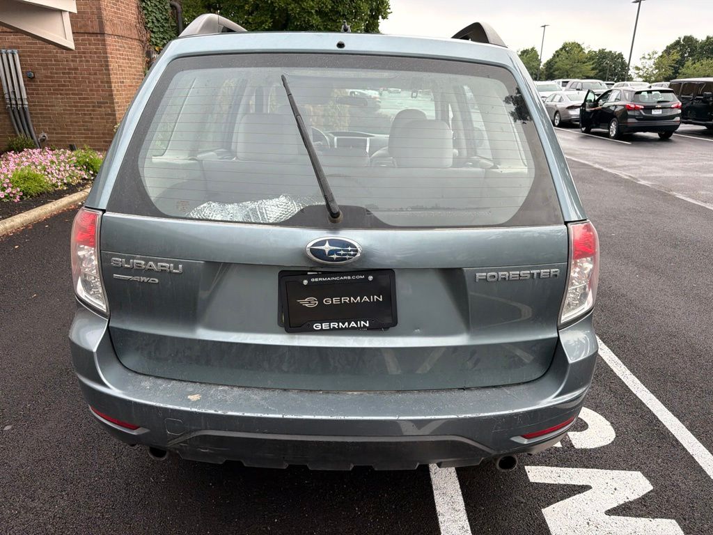 Used 2011 Green Subaru 2.5X image 8