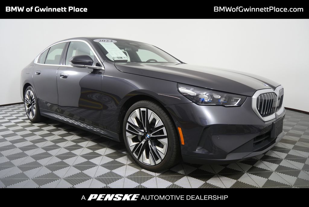 Thumbnail: 2024 BMW 5 Series - 1