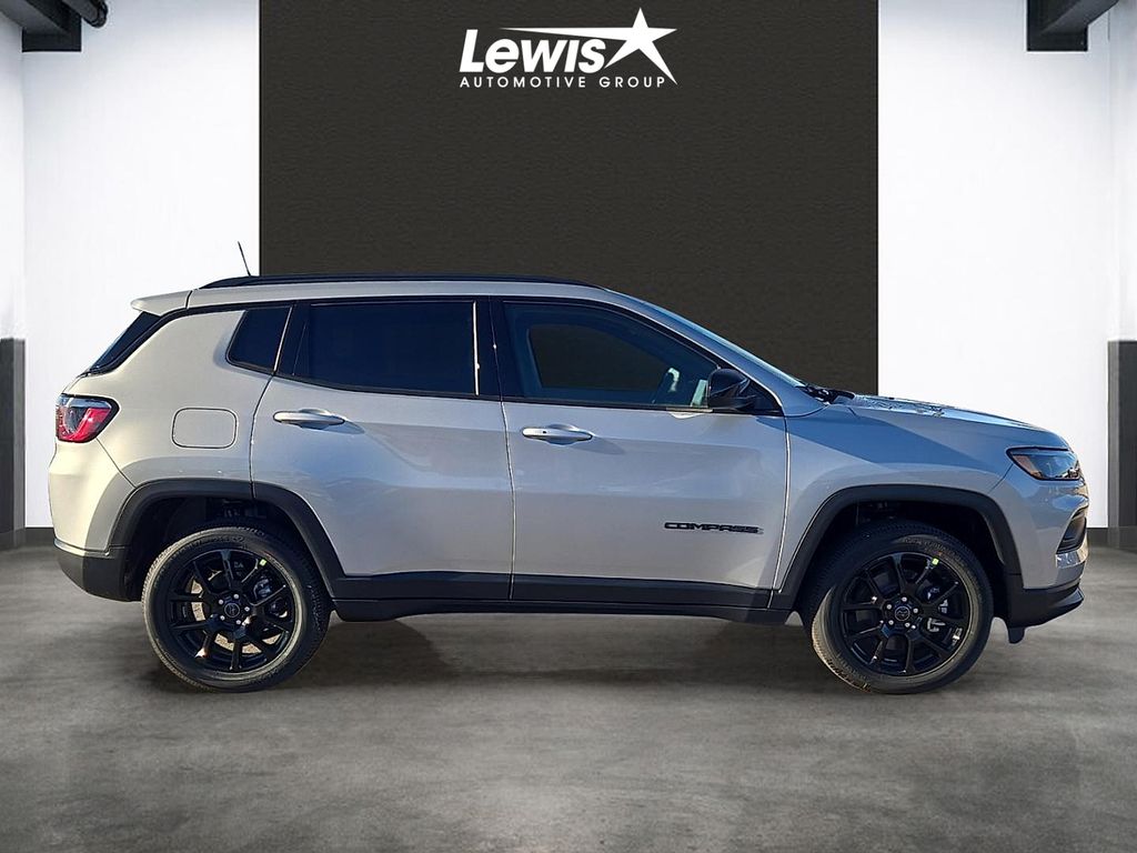 New 2026 Jeep Compass Latitude For Sale in Farmington, AR