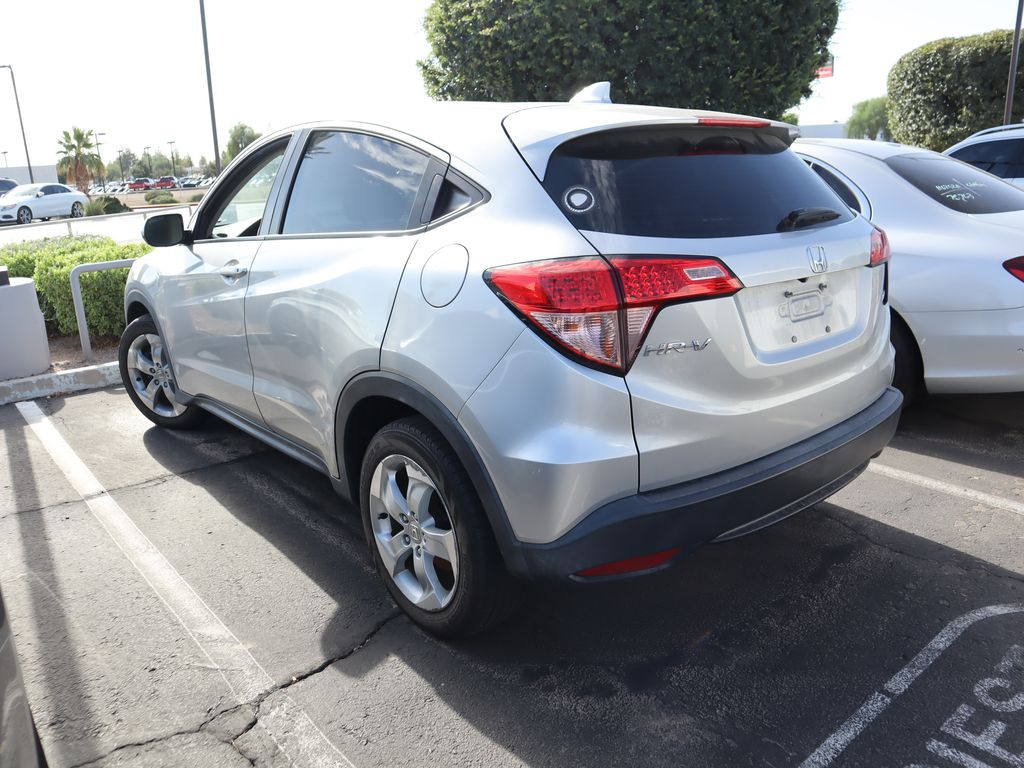 Thumbnail: 2016 Honda HR-V - 2
