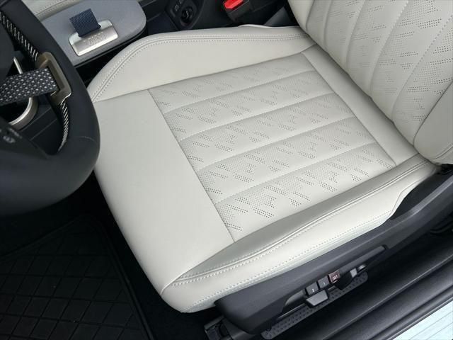 Thumbnail: 2026 MINI Cooper - 14