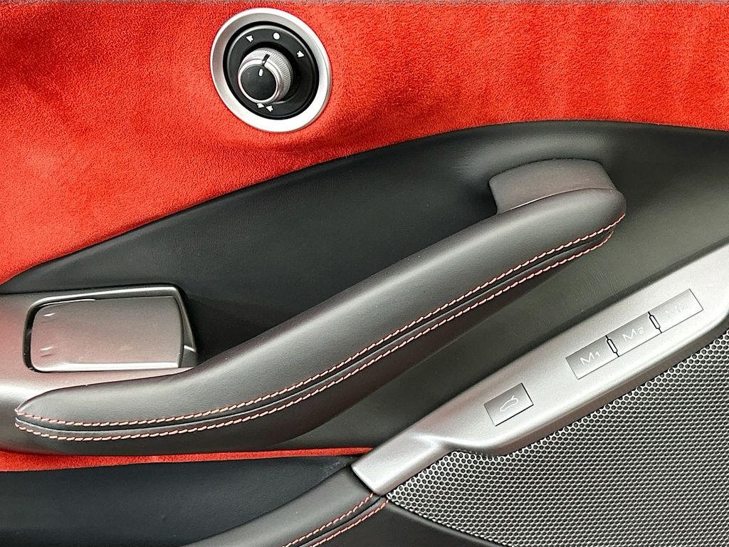 Thumbnail: 2019 Ferrari Portofino - 21