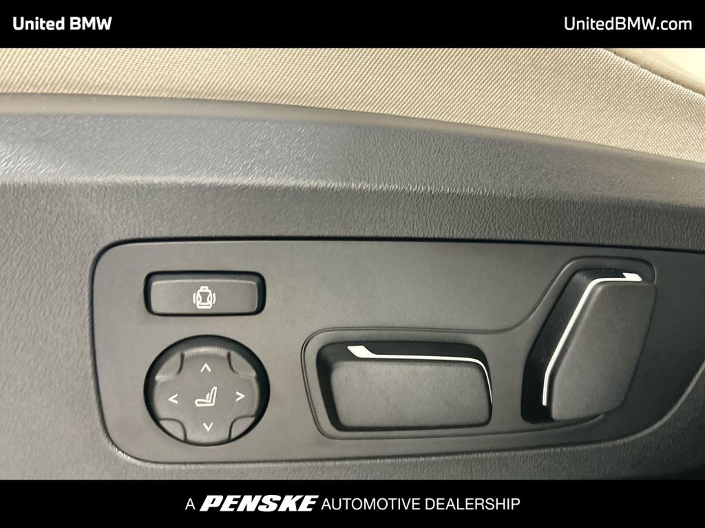 Thumbnail: 2025 BMW X3 - 12