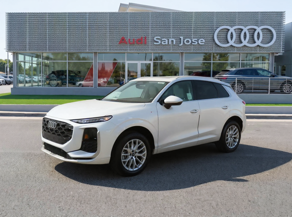Thumbnail: 2026 Audi Q3 - 1