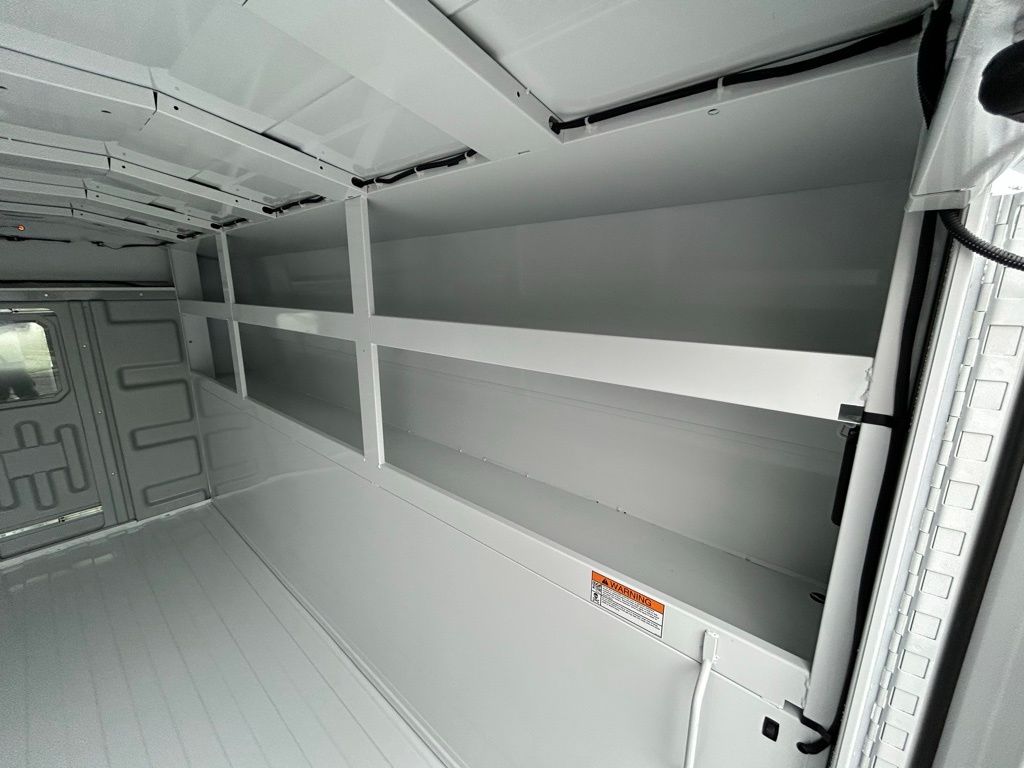 New 2025 Summit White Chevrolet Work Van image 26