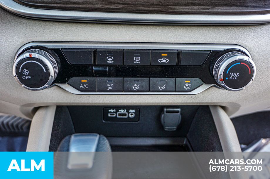 Used 2025 Black Nissan 2.5 SV image 39