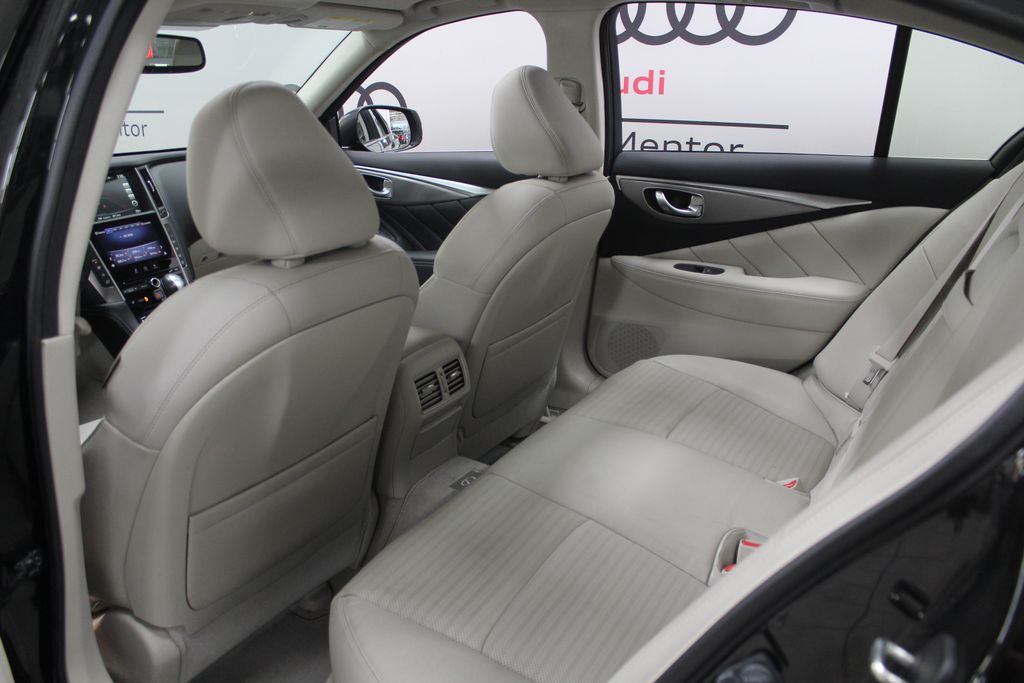 Thumbnail: 2014 INFINITI Q50 - 20