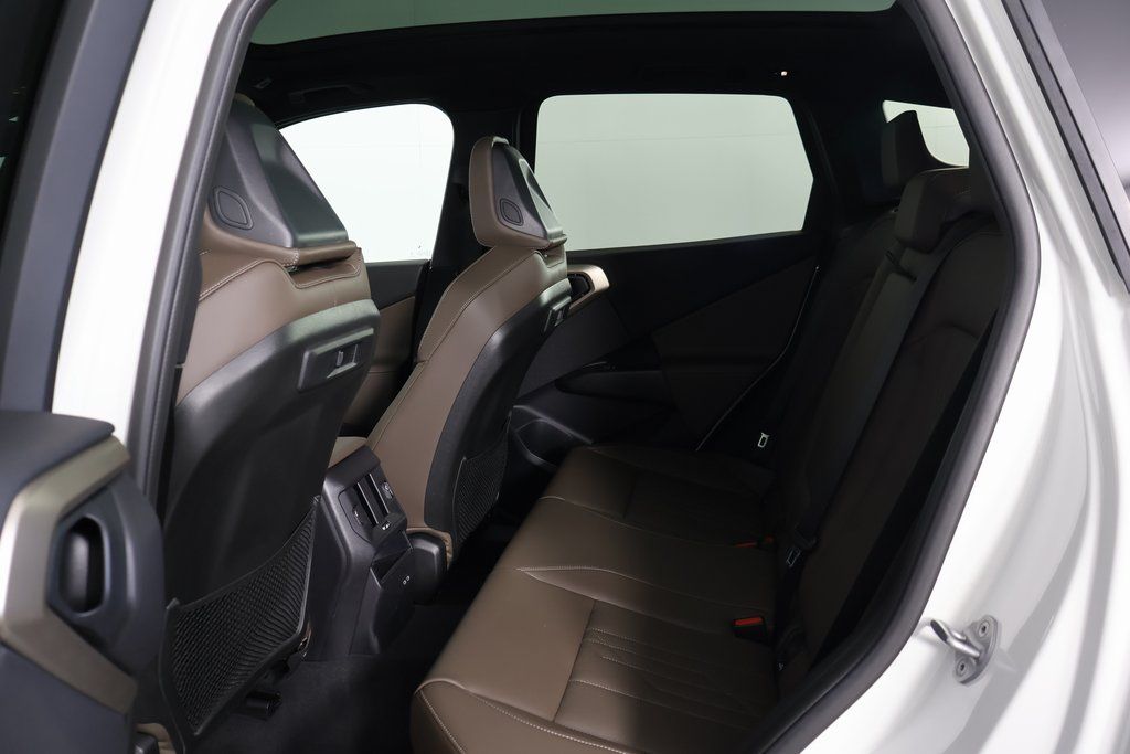 Thumbnail: 2025 BMW X3 - 11