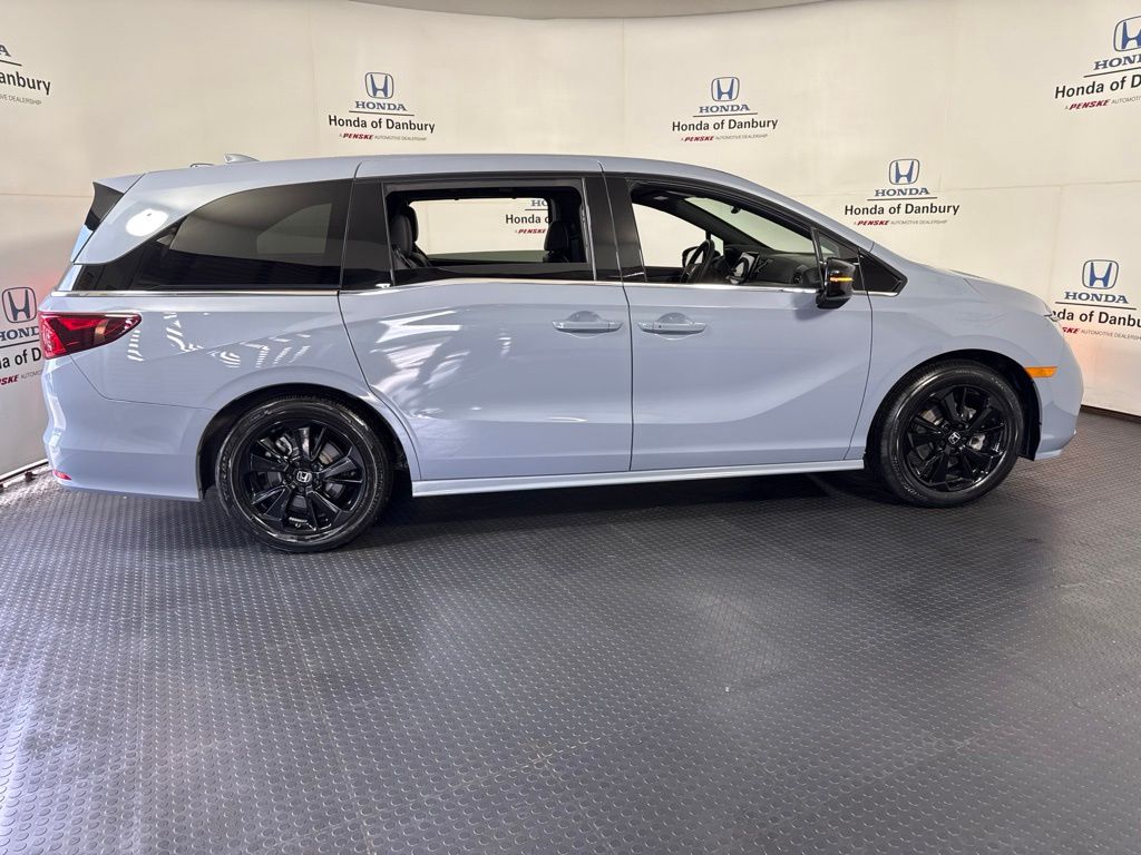 Thumbnail: 2024 Honda Odyssey - 3