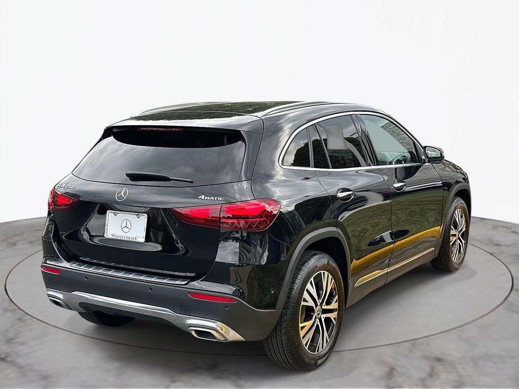 Thumbnail: 2025 Mercedes-Benz GLA - 7