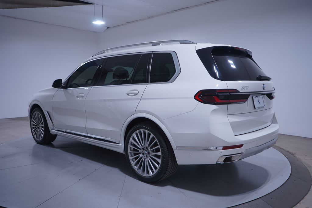 Thumbnail: 2024 BMW X7 - 3