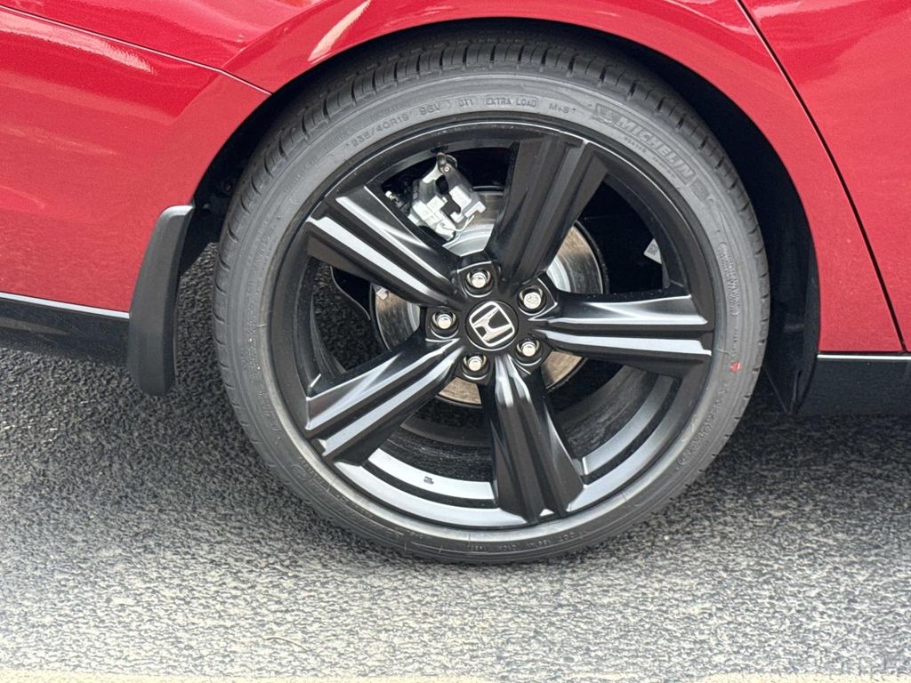 New 2026 Honda Accord Hybrid Sedan