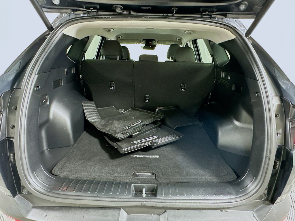 Thumbnail: 2023 Hyundai Tucson - 25