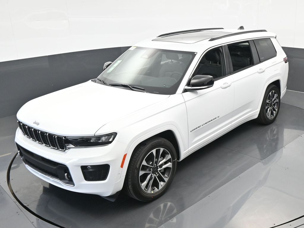 Used 2024 Bright White Clearcoat Jeep Overland image 38