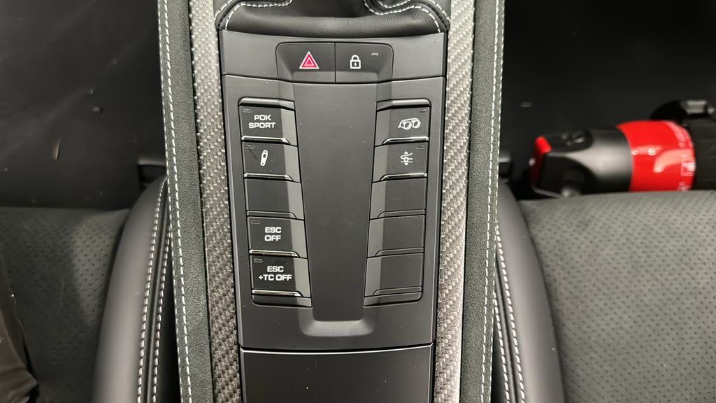 Thumbnail: 2025 Porsche 718 Cayman - 27