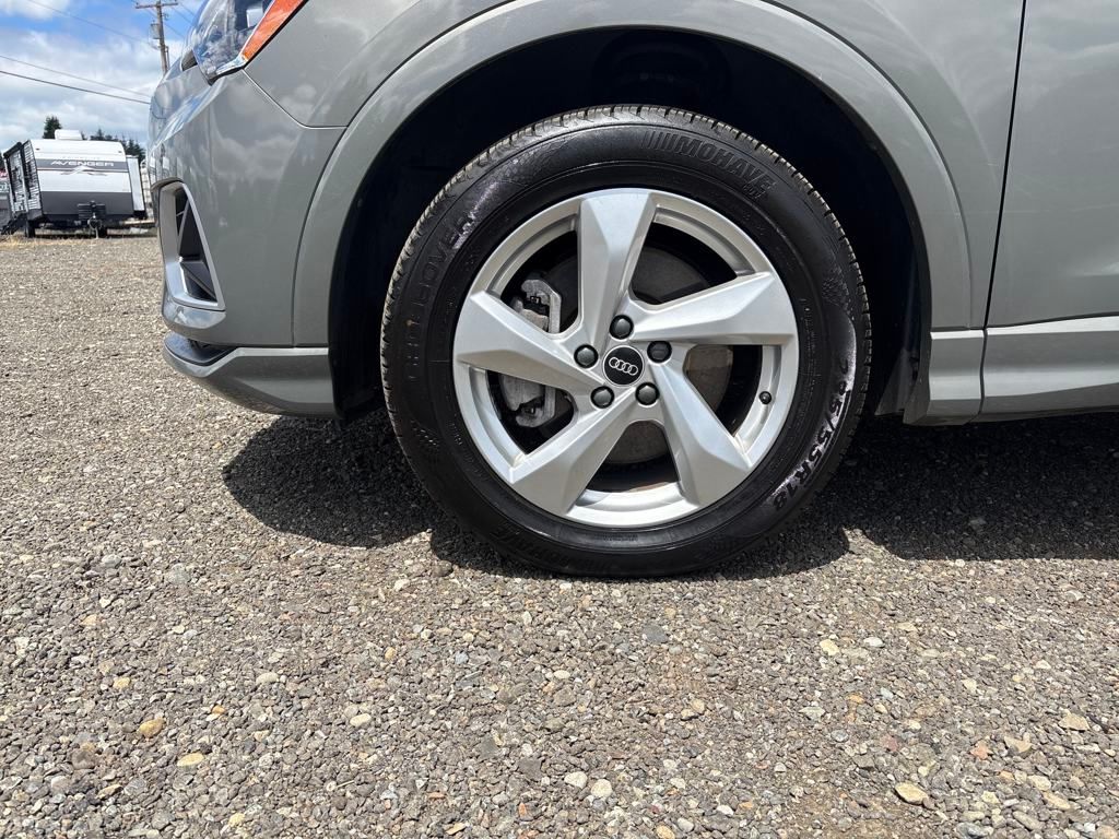 2021 Gray Metallic Audi Q3 Premium AWD SUV