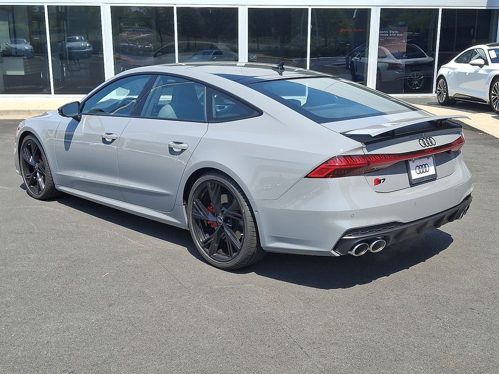 2025 Audi S7  4