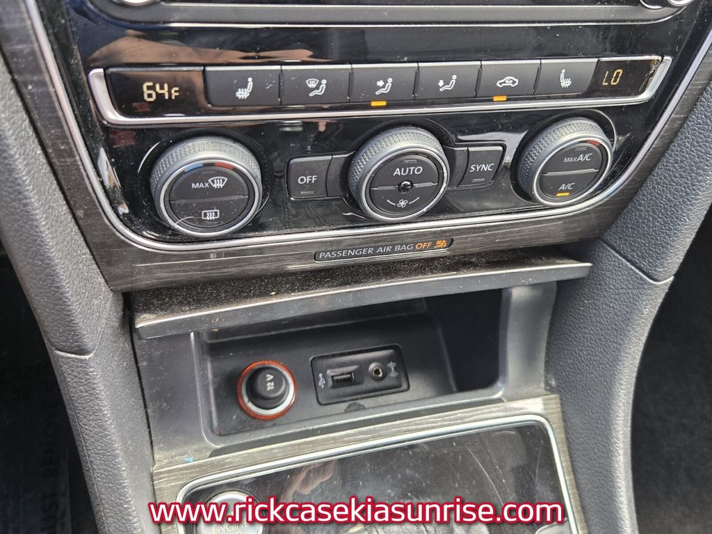 2018 Volkswagen Passat - $11,990
