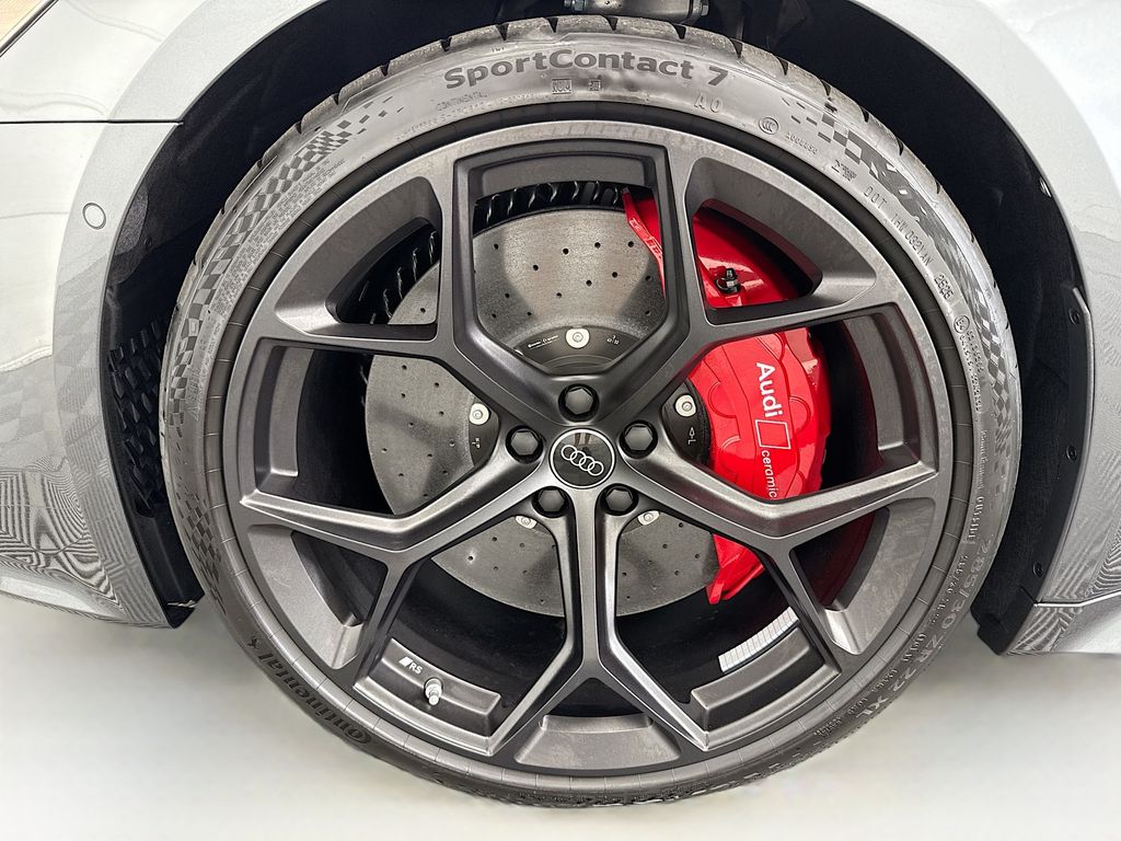 Thumbnail: 2026 Audi RS 7 - 30