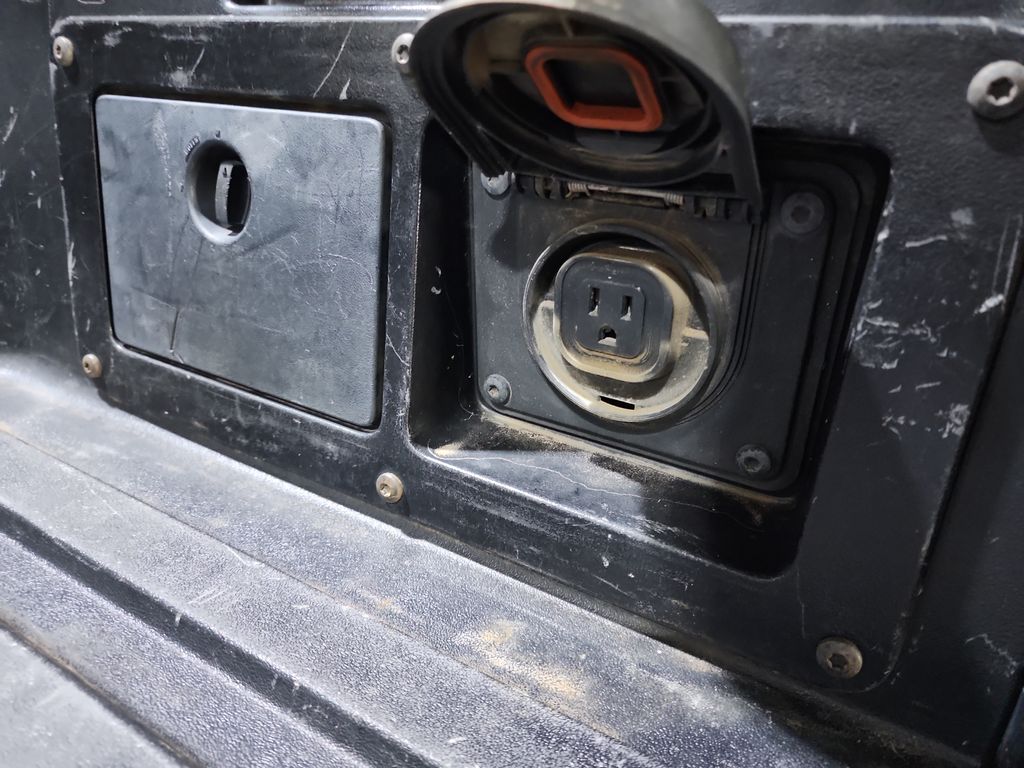 2014 Toyota Tacoma V6 photo
