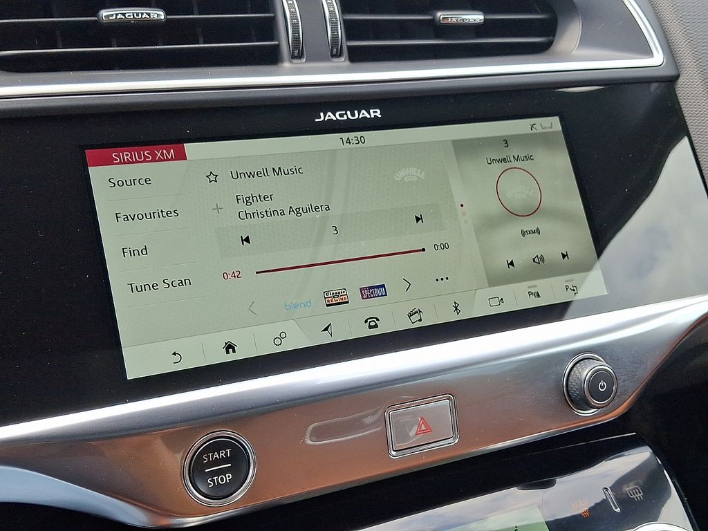 Thumbnail: 2020 Jaguar I-Pace - 23