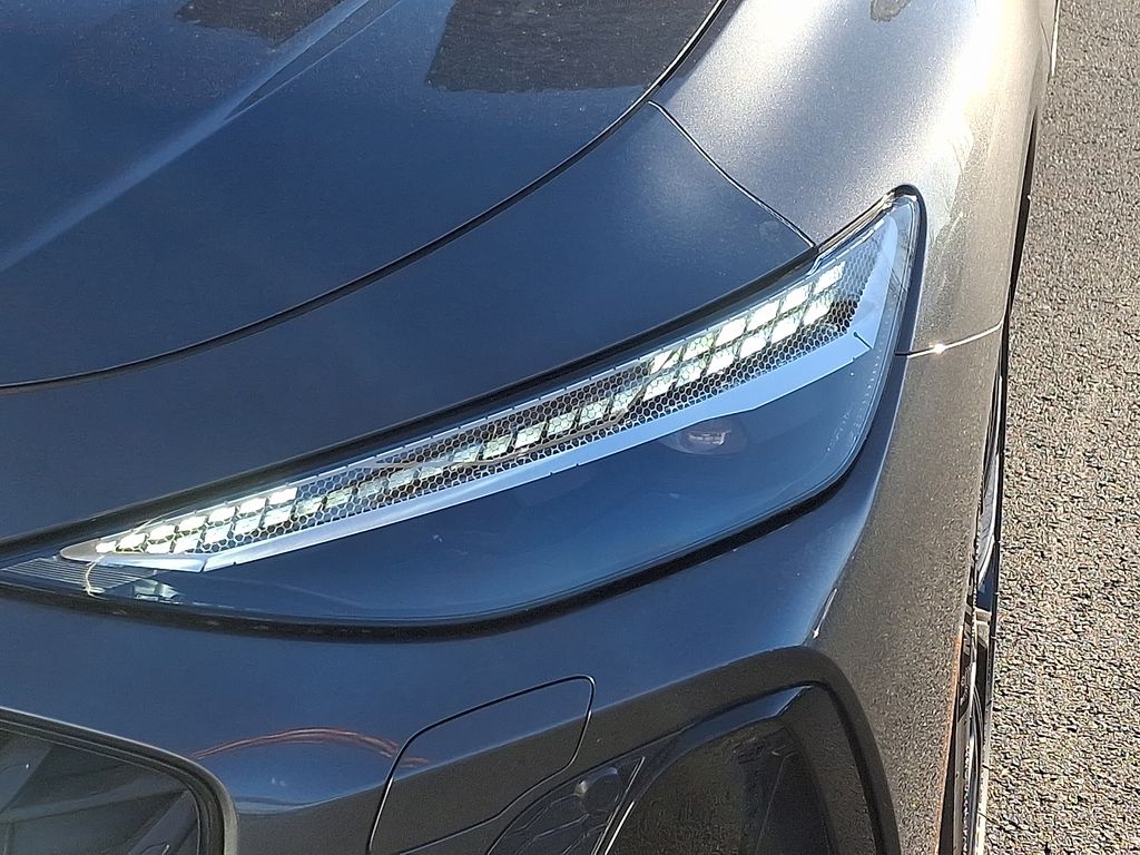 Thumbnail: 2026 Audi A6 - 6