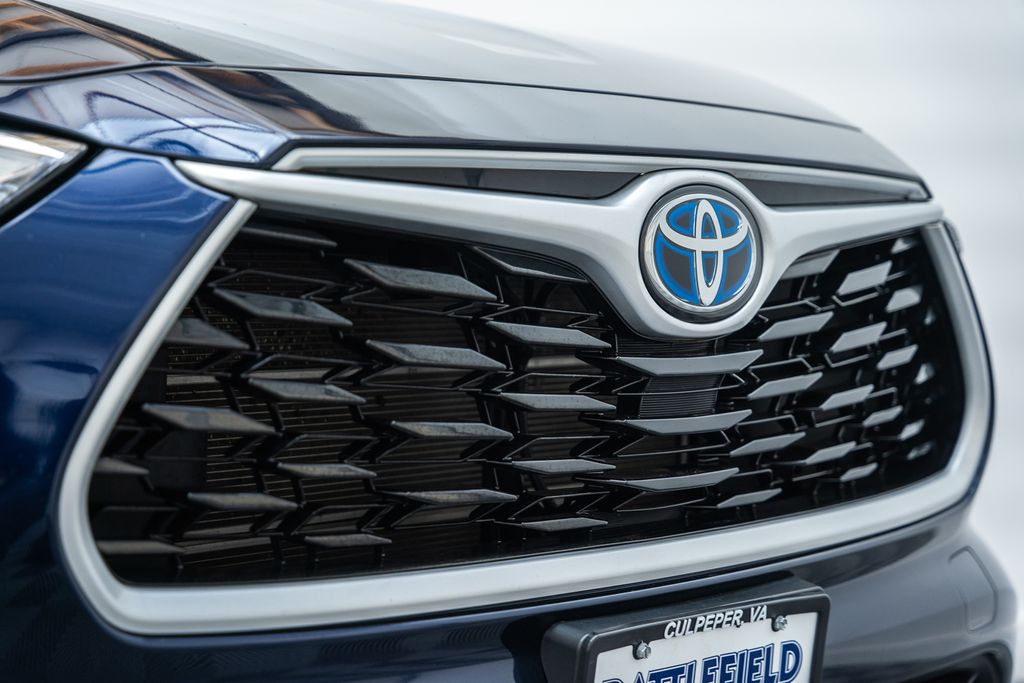 ToyotaHighlander Hybrid14